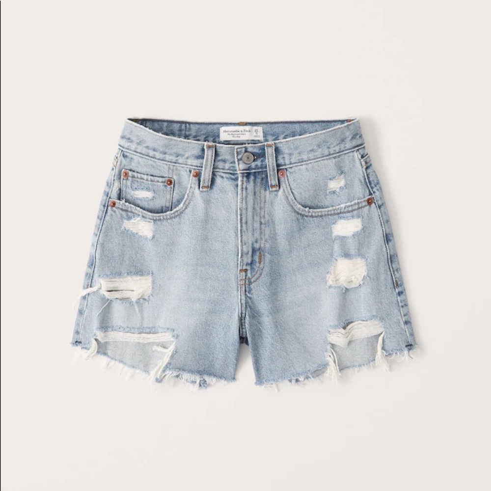 Abercrombie Mid Rise Curve Love Boyfriend Shorts